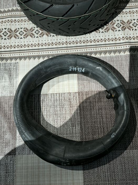 Външна гума и вътрешна за електрическа тротинетка