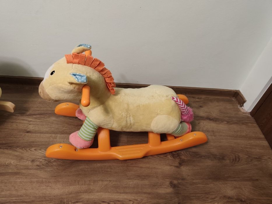 Vând jucării balansoar