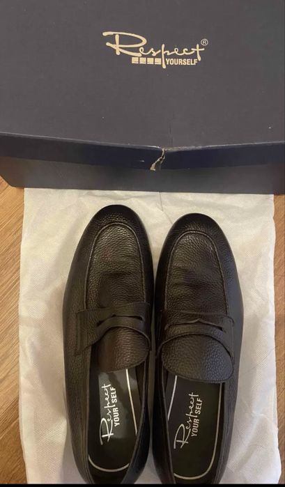 Продам мужские туфли кожаные