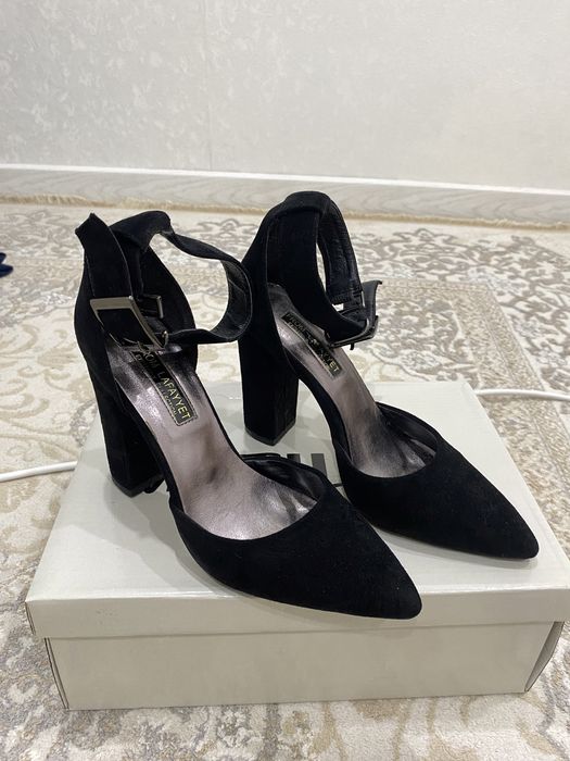 Продам туфли в отличном состоянии