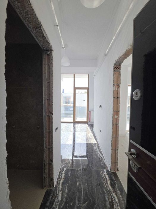 Apartament 2 camere- 65.000e FINISAT- BVD VASILE MILEA- langa MALL SHOPPING CITY