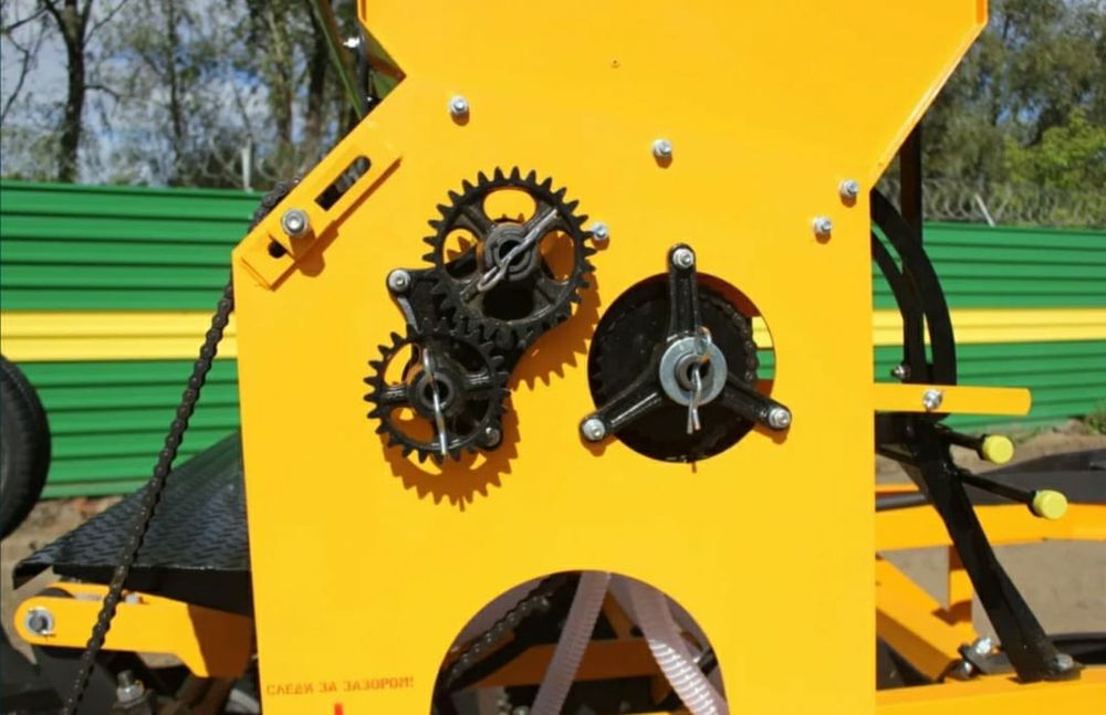 Сеялки Омсельмаш, жатки, бороны