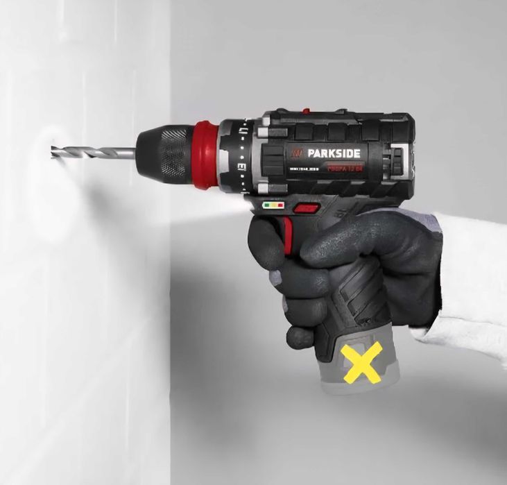 Bormasina/Autofiletanta cu acumulator 12V 2Ah si acumulator PARKSIDE