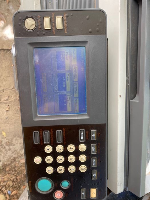 Imprimanta konica minolta bizhub 350 250