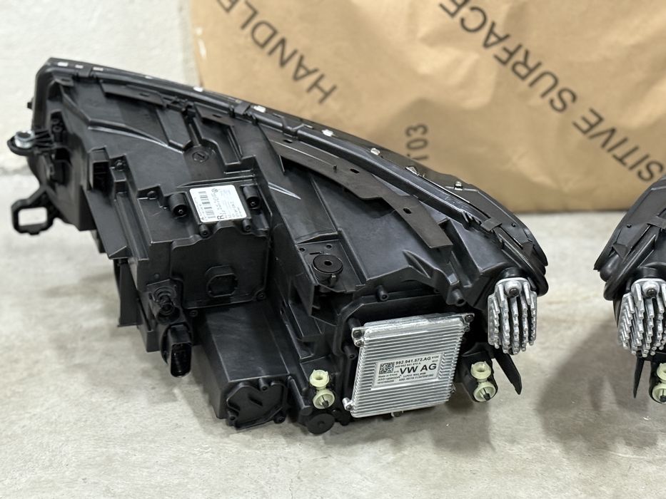 Faruri Vw Tiguan far stanga Tiguan far dreapta Tiguan