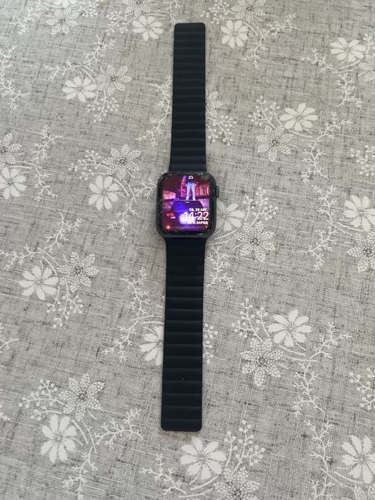 Apple Watch четвёртый