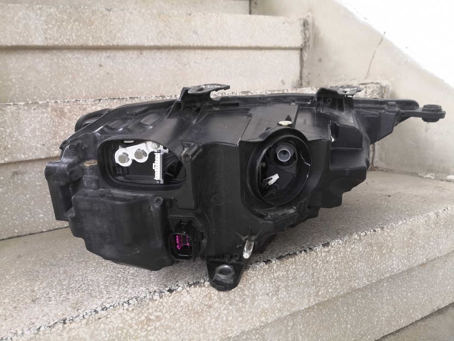 Фарове Audi A1 FULL LED/Фарове Ауди А1/Фар Audi A1 Оригинални