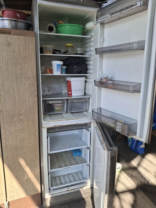 Продаи холодильник б/у