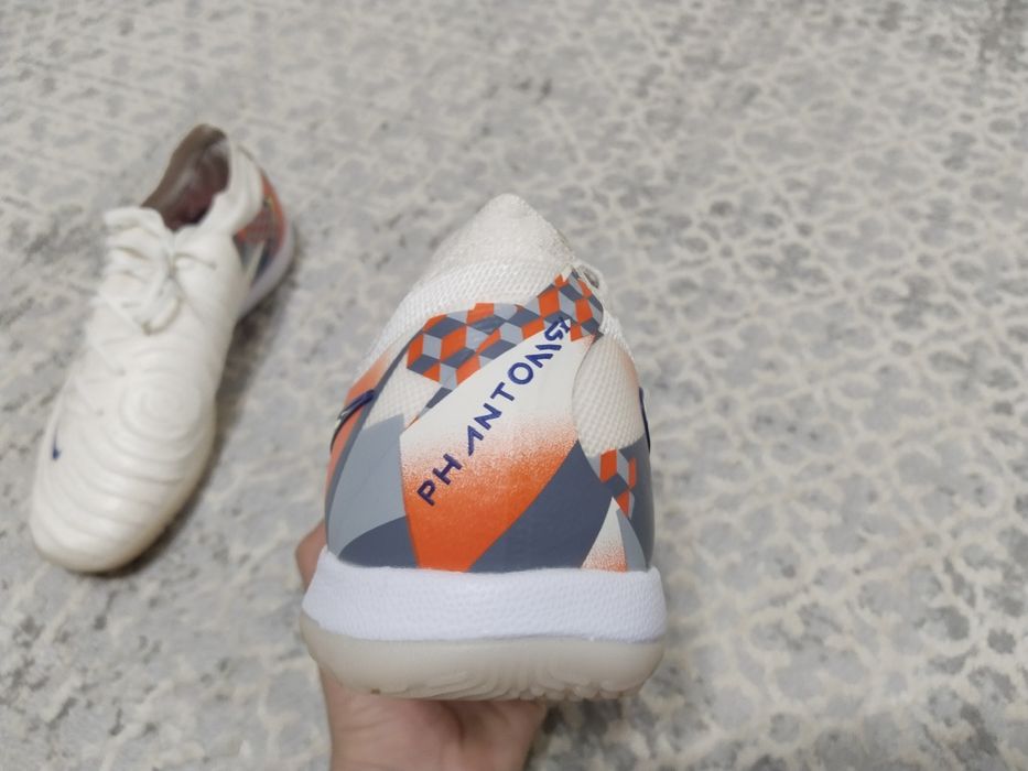 Nike phantom white GX 2