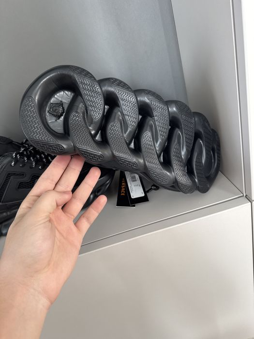 PREMIUM!!versace chain reaction marimea 41!!PRODUS NOU!!LIVRARE CU VERIFICARE!!