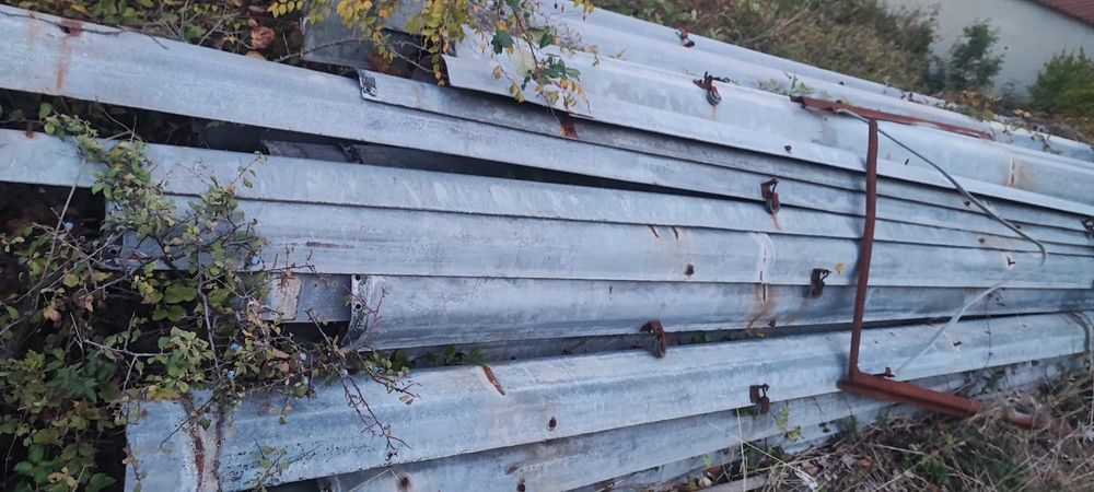 Стъклена оранжерия за 1 дк. място