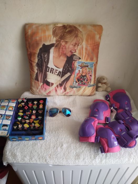 Perna Hannah Montana ieftin la 40 de lei