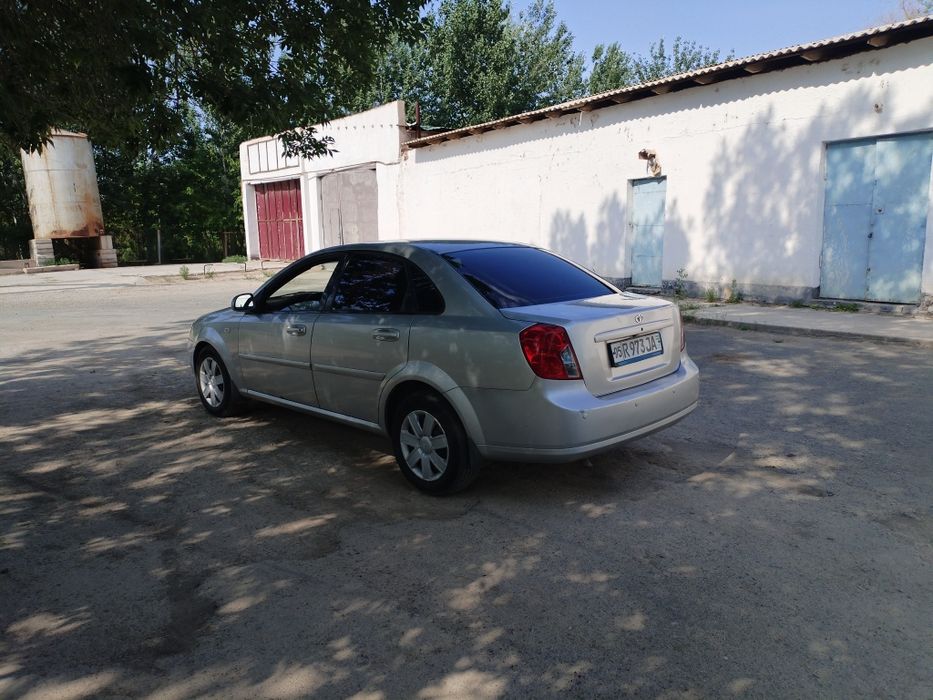 Lacceti satiladi avtamat