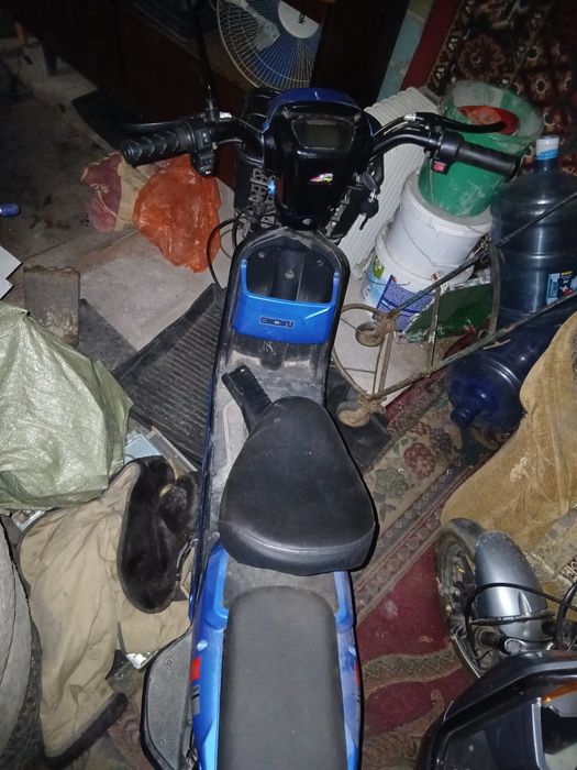 Продам два электронных велосипедов