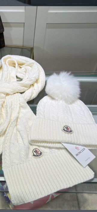 Set Moncler, model 2026, 5 modele