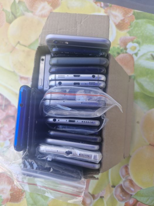 Telefoane pentru piese