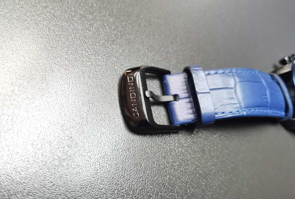 оригинален мъжки швейцарски часовник CANDINO, като нов !