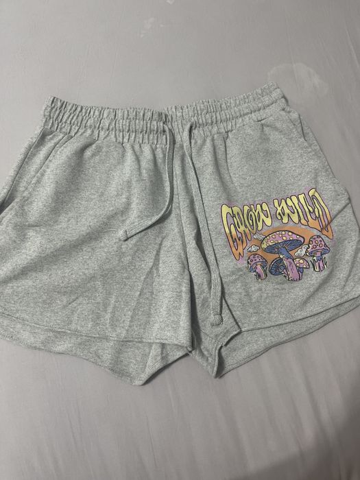 Шорты без гарантии