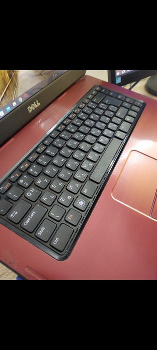 Лаптоп Dell Inspiron N5050