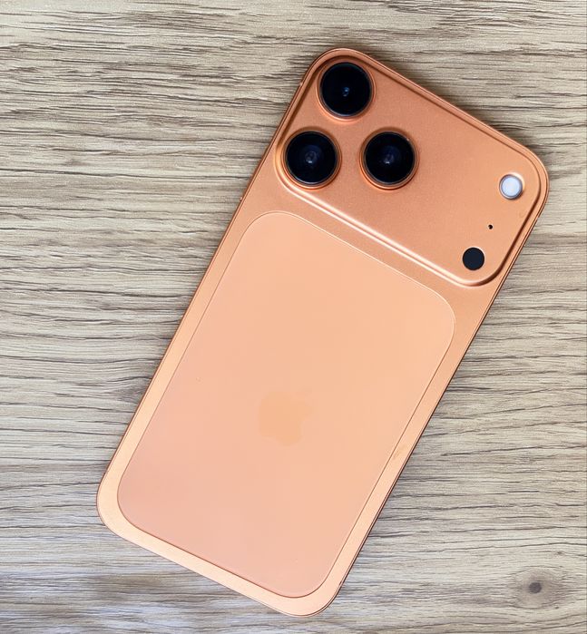iPhone XR в корпус от iPhone 17 Pro