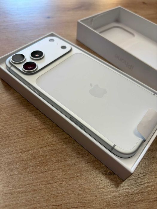 iPhone 17 Pro Max 256GB -H94093