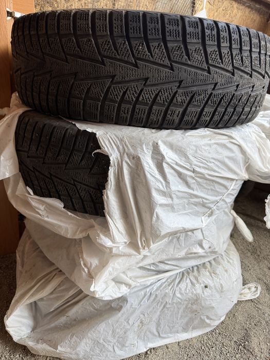 Продам резину зима r15