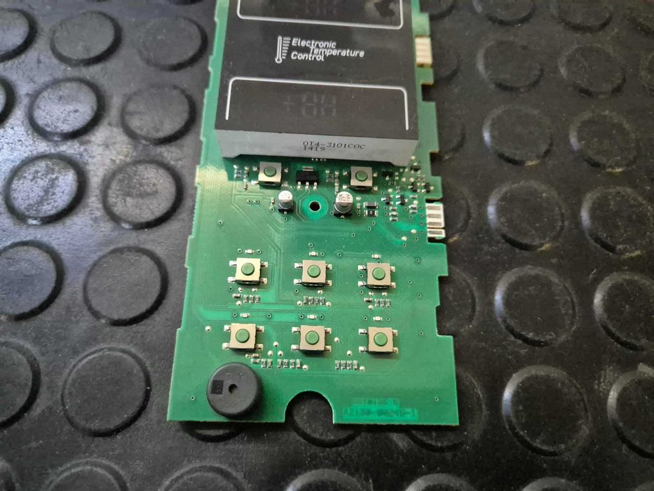 Placa afisaj display combina frigorifica Hotpoint Ariston EBGH 20243 F 21020934501 testata /C21