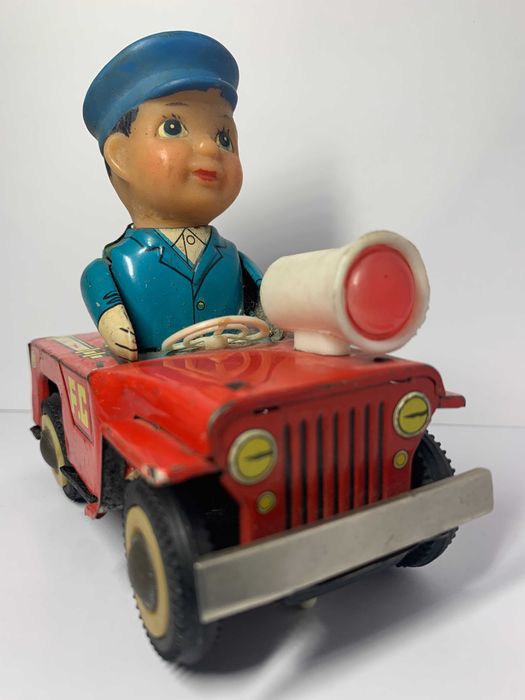 Masinuta MF884 Willis motor FireChief China joc jucarie comunism