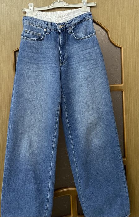 Продам джинсы в отличном состоянии