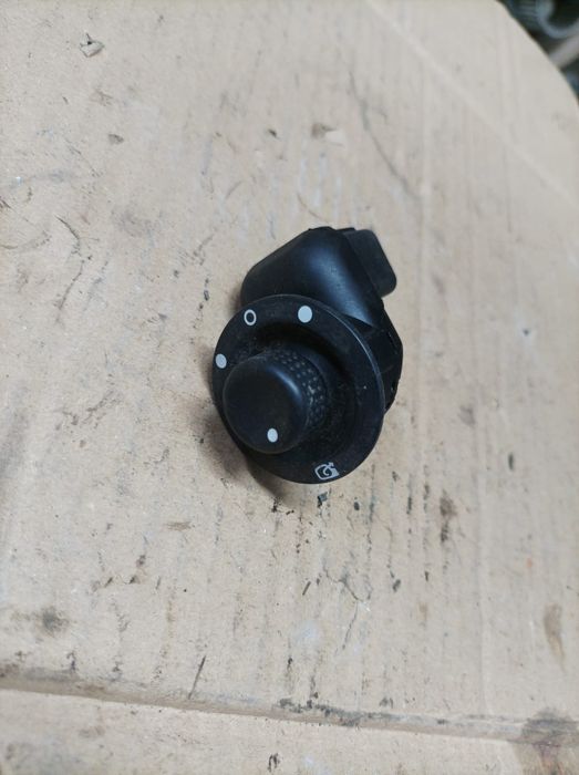 Buton reglaj oglinzi ;Renault... bluza top