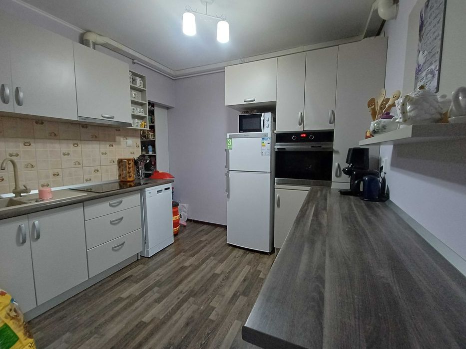 Casă tip triplex cu 4 camere, zonă rezidențială – Sângeorgiu de Mureș