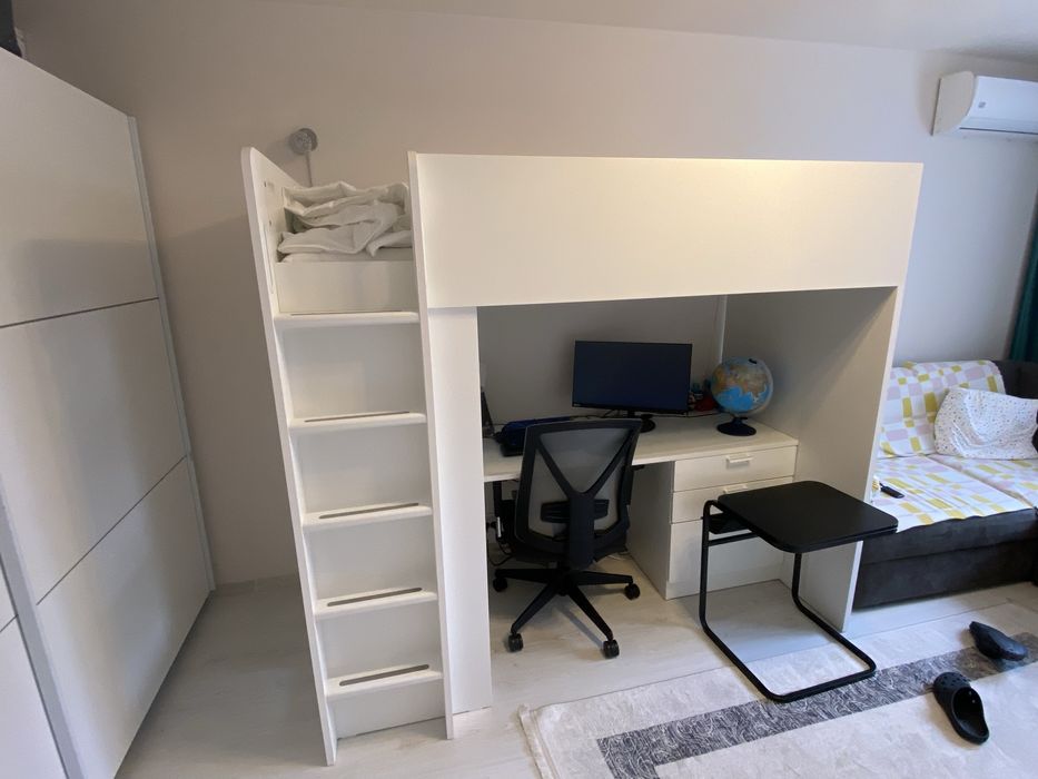 Pat Ikea cu spatiu de depozitare si Birou