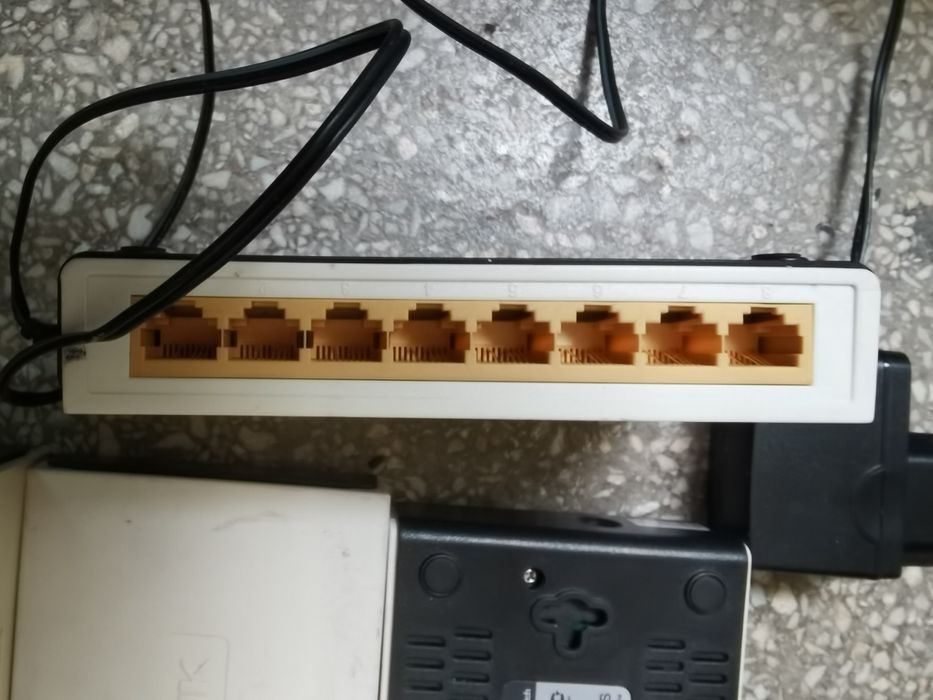 Суич, Switch TP Link - 8 ports, 5 ports , 8 порта, 5 порта