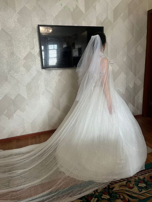 Продается свадебное платье