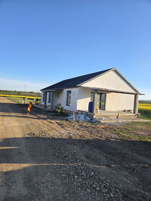 Casa Noua De Vânzare