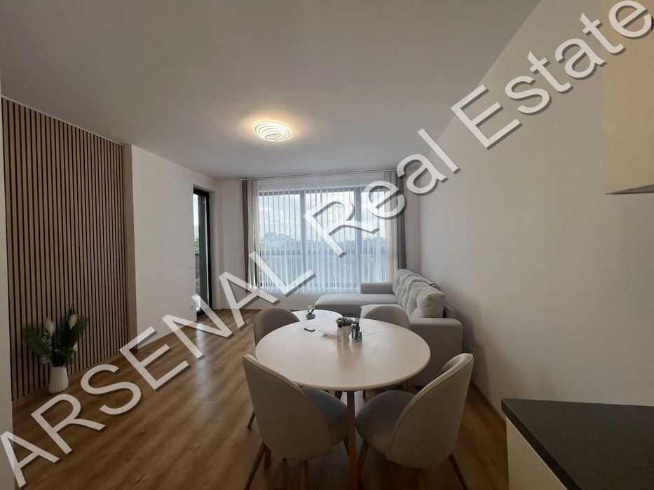 Дава се под наем Двустаен апартамент в София, Център - 70 кв.м за 648.21 € - Снимка #2