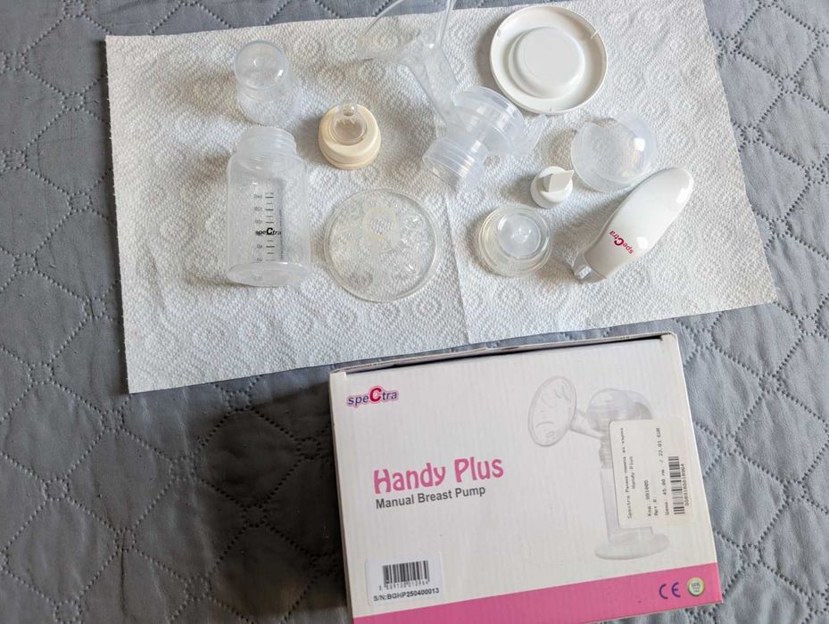 Няколко помпи за кърма: Momcozy, Medela, Philips Avent, Spectra