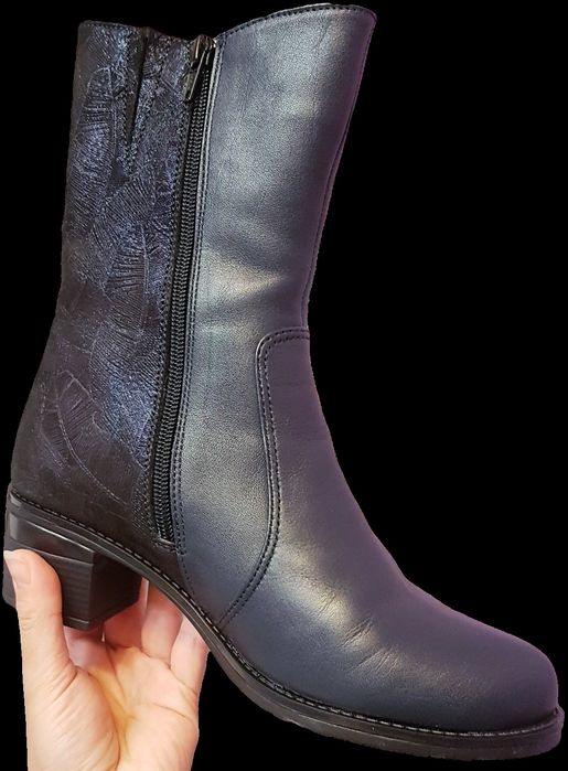 Дамски зимни полуботуши от естествена кожа