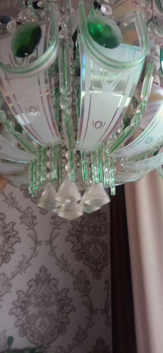 Люстра в рабочем состоянии