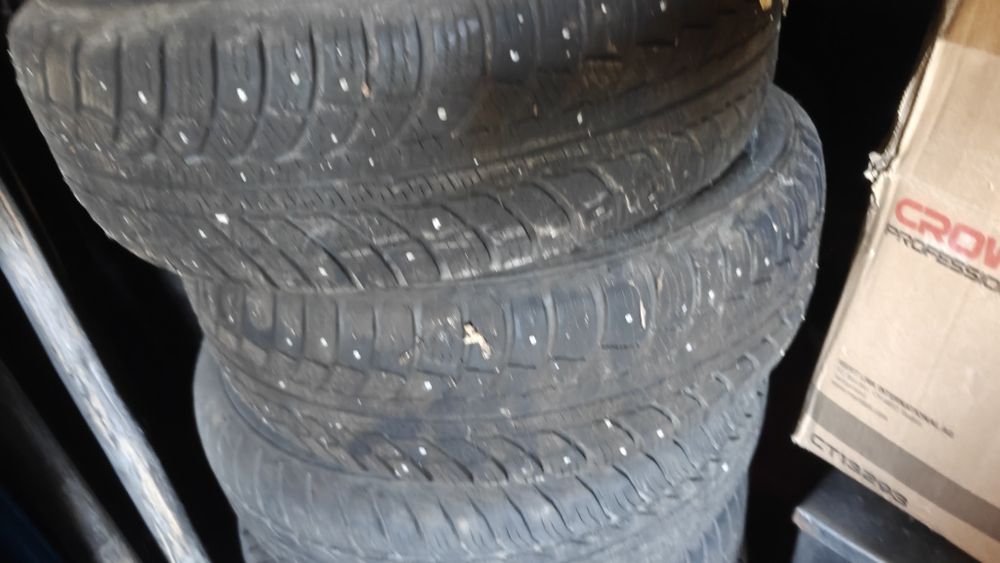Продам диски и балоны R13