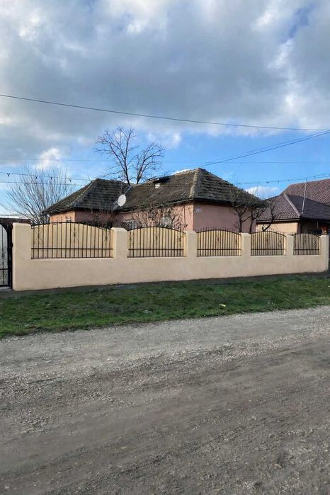Casa de vanzare- Cobadin- Jud. Constanta- Teren 2200 mp