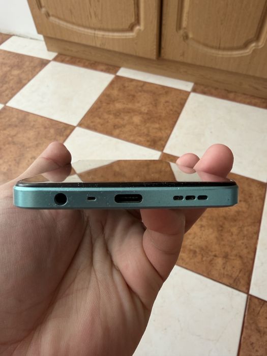 Продам Oppo A78 128gb