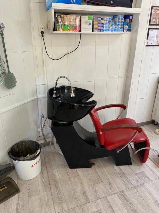 Продам мебель в парикмахерскую