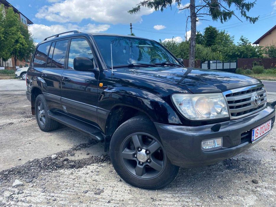 Vand Toyota Landcruiser 4,2 D din oct. 2005 autoutilitara