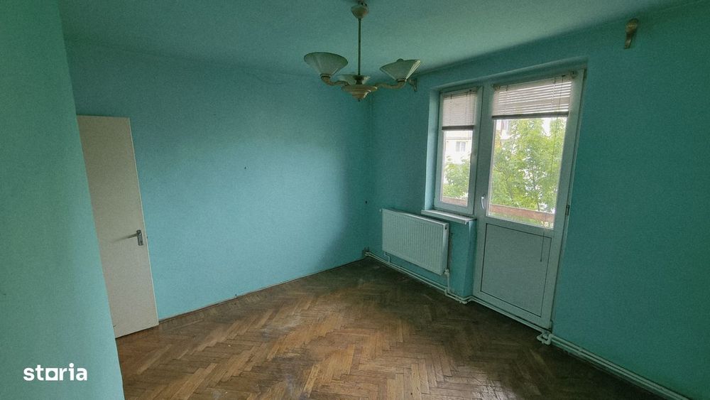 Apartament ultracentral 3 camere, balcon, 70mp