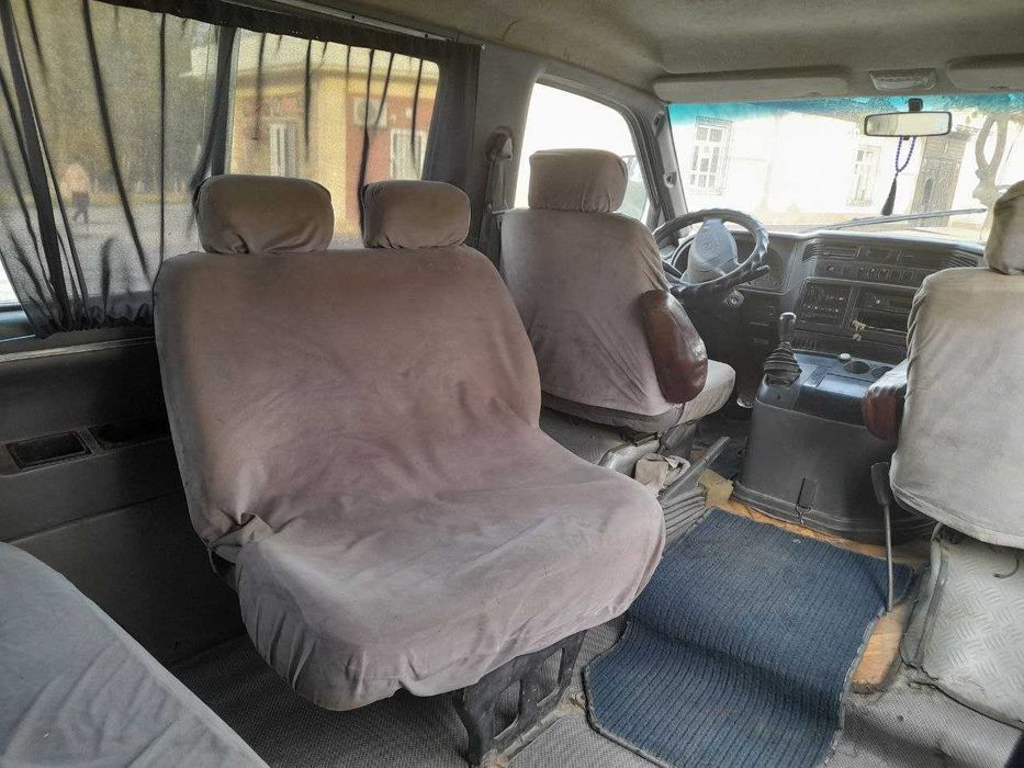 Микроавтобус Истана