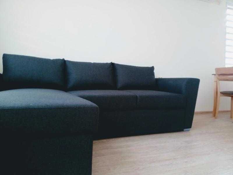 Дава се под наем Двустаен апартамент в Бургас, Славейков - 65 кв.м за 448.8 € - Снимка #1