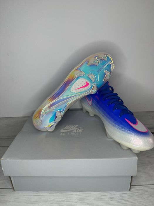 Ghete fotbal noi Elite Version originale