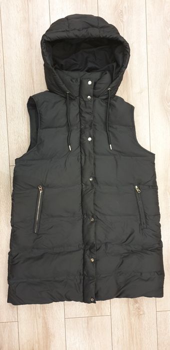 Vesta lunga cu gluga  ZARA