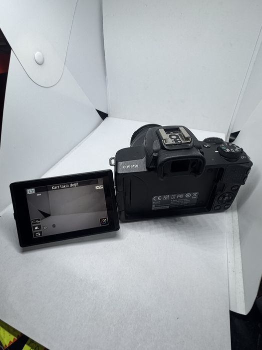 Фотоапарат mirrorless Canon EOS M50, 24.1 MP, 4K, Wi-Fi   БЕЗОГЛЕДАЛЕН